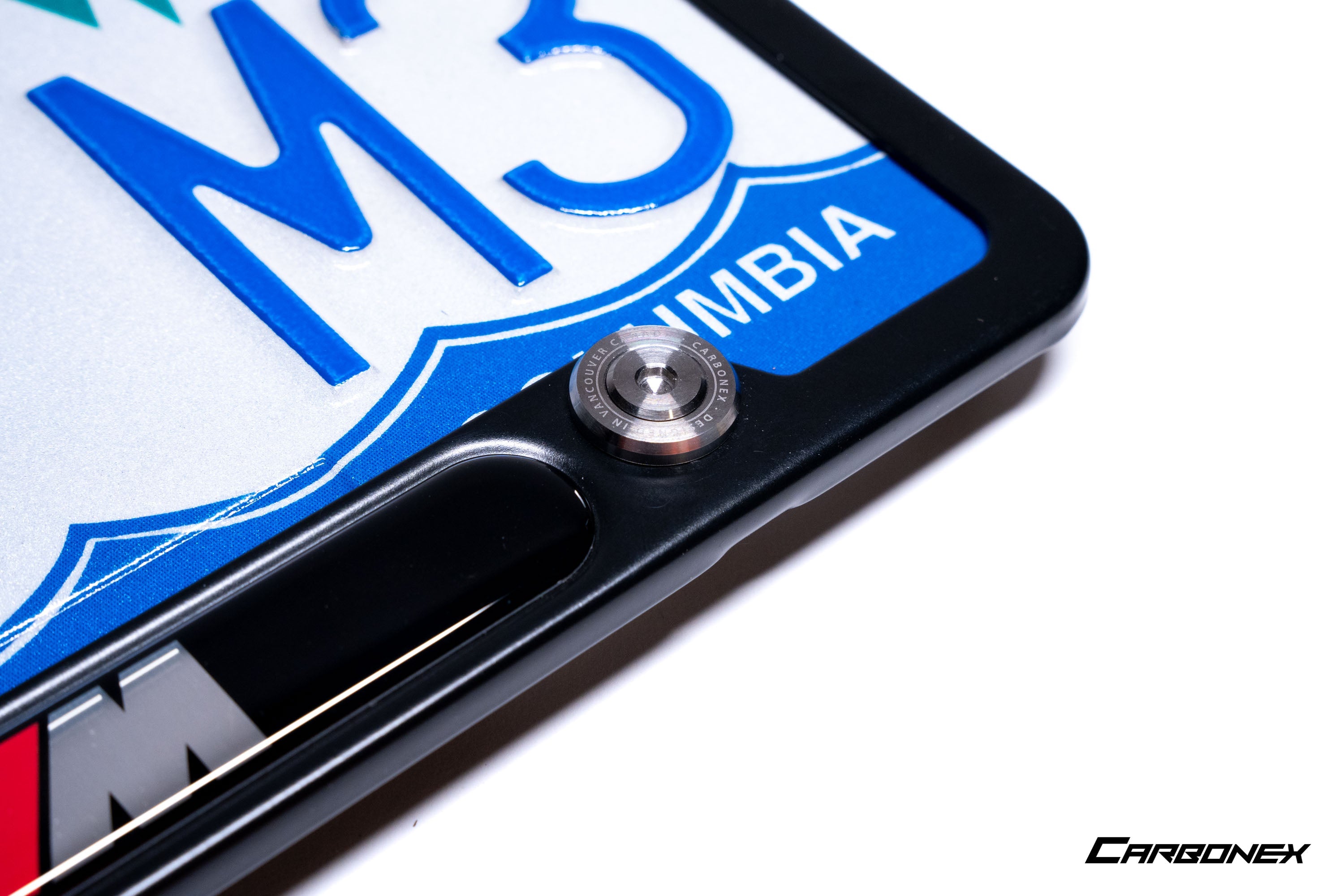 BMW Magnetic Rear License Plate Mount Kit - North America